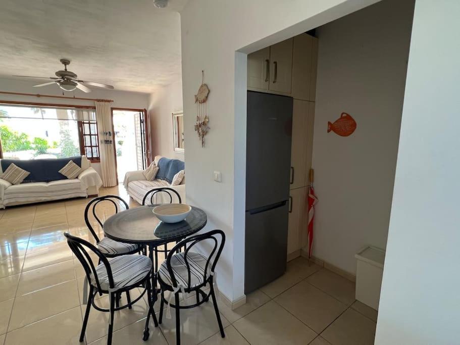 Casa Mo, 2 Bedroom Apartment Close To The Beach Puerto del Carmen  Extérieur photo