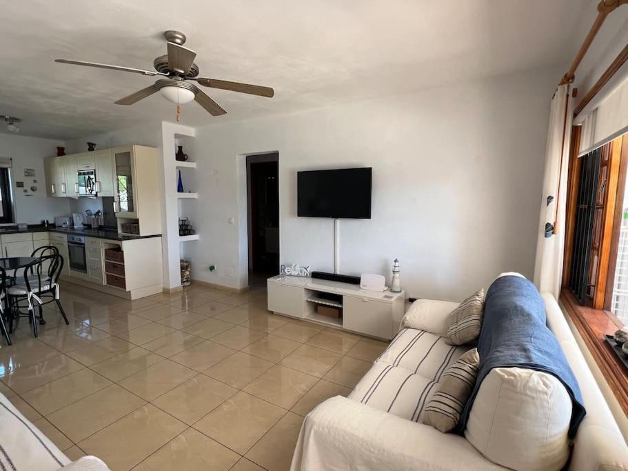 Casa Mo, 2 Bedroom Apartment Close To The Beach Puerto del Carmen  Extérieur photo