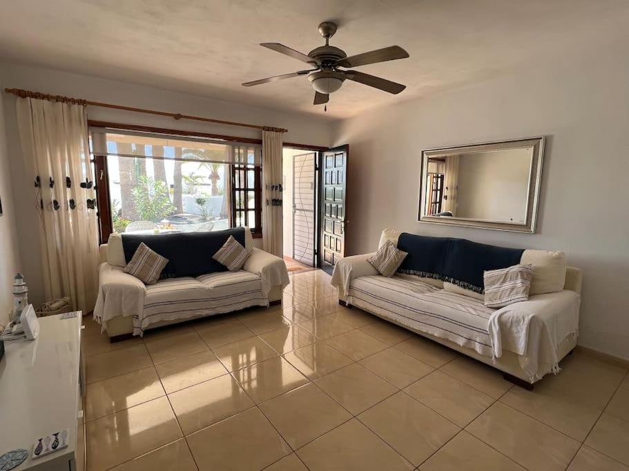 Casa Mo, 2 Bedroom Apartment Close To The Beach Puerto del Carmen  Extérieur photo