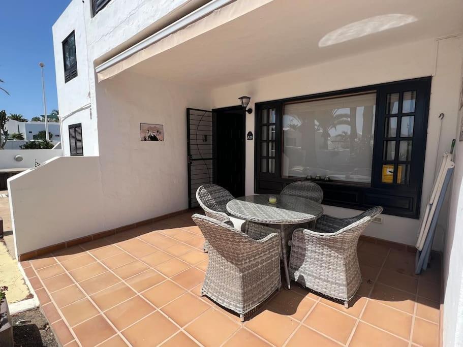 Casa Mo, 2 Bedroom Apartment Close To The Beach Puerto del Carmen  Extérieur photo
